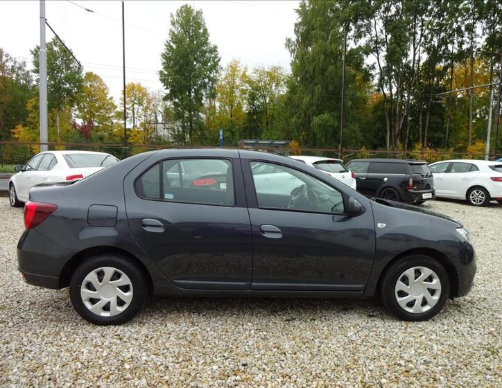Dacia Logan 8