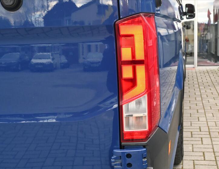 Volkswagen Crafter 29