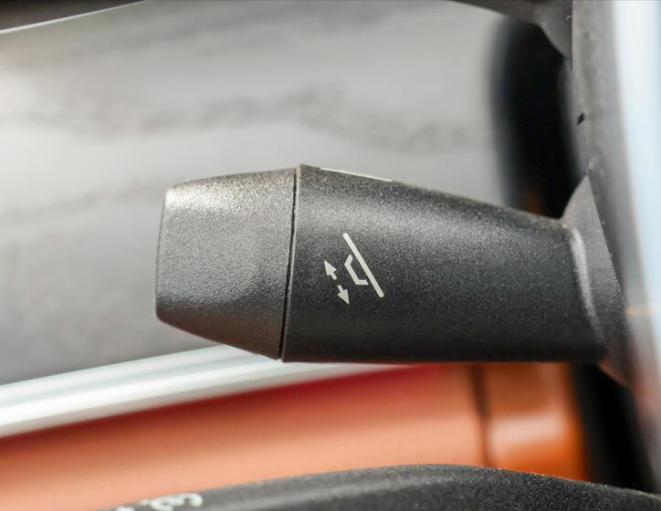 Mercedes-Benz Třídy E 25