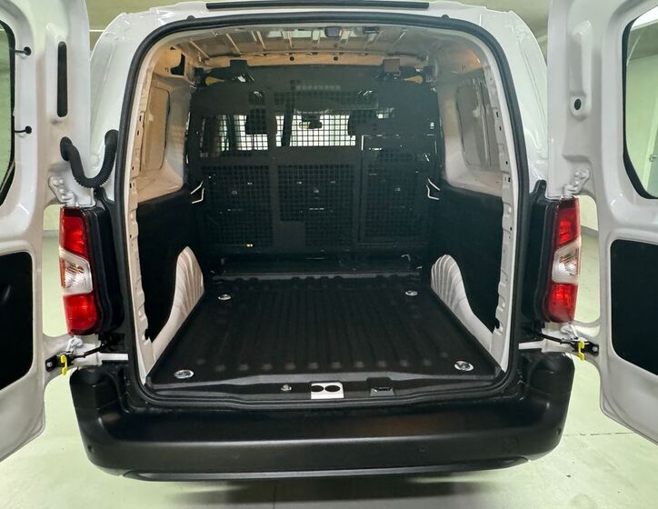 Toyota ProAce City 11