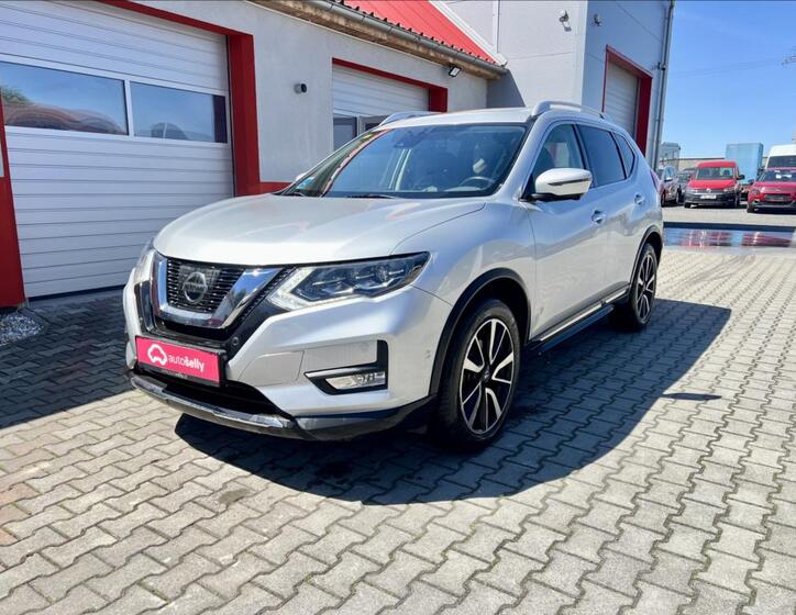 Nissan X-Trail 1