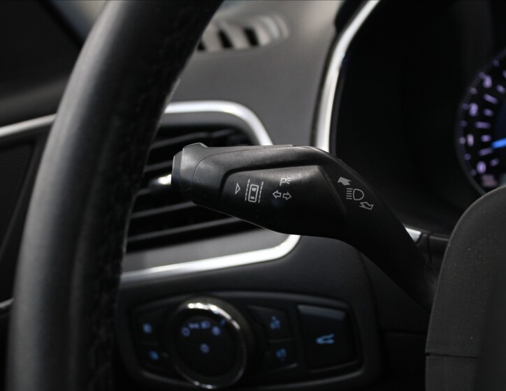 Ford S-MAX 19