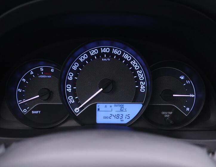 Toyota Auris 17