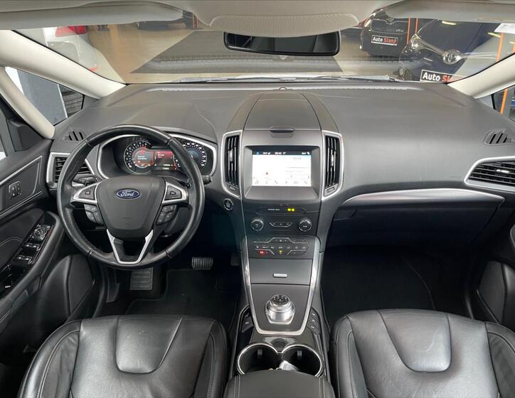 Ford S-MAX 14