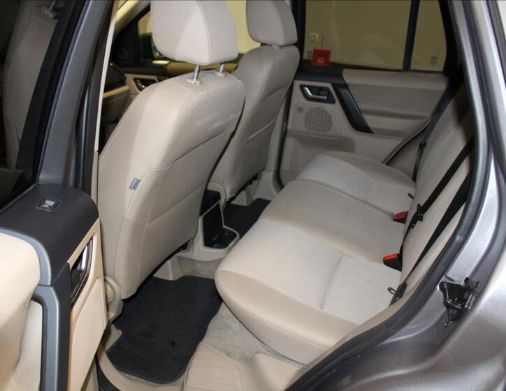 Land Rover Freelander 13