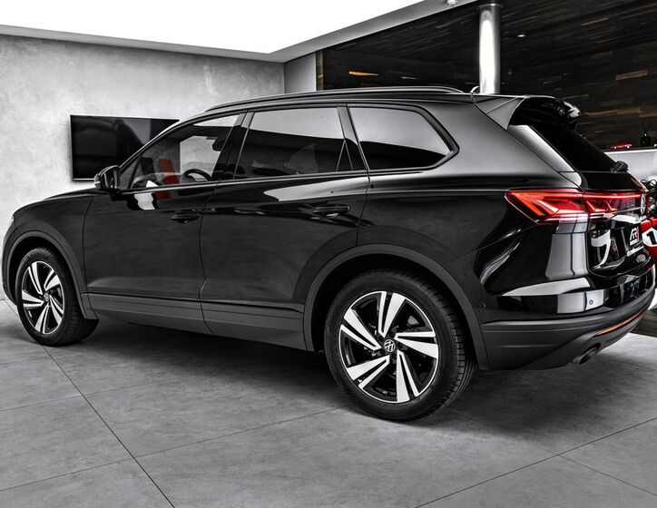 Volkswagen Touareg 7