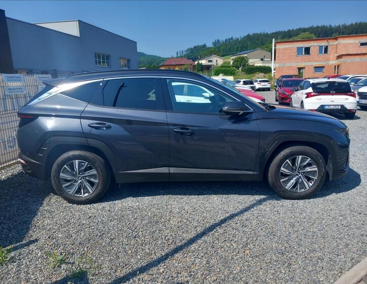 Hyundai Tucson 5