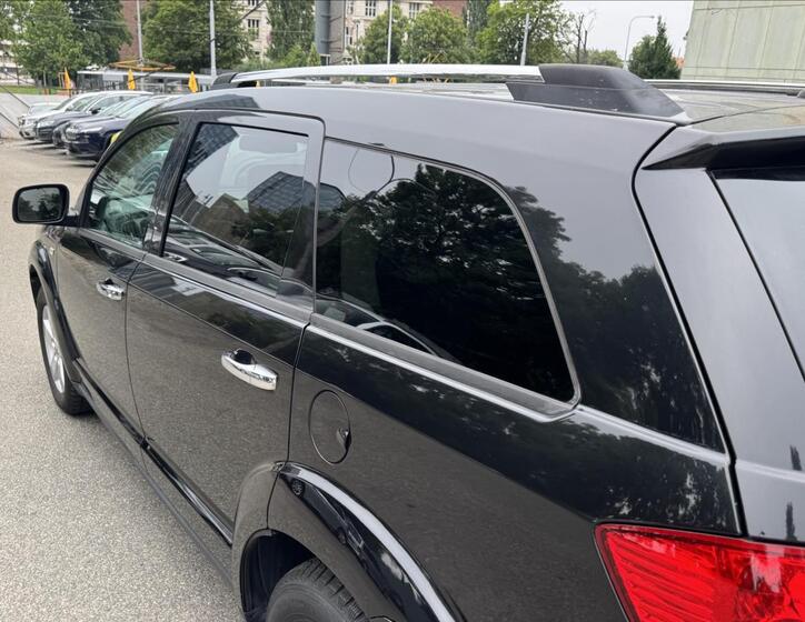 Dodge Journey 8