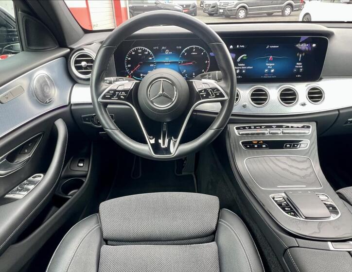 Mercedes-Benz Třídy E 23