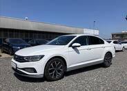 Volkswagen Passat 1