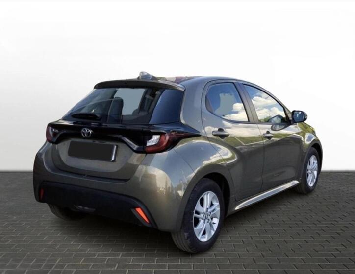 Toyota Yaris 7