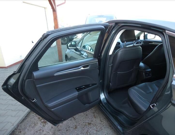 Ford Mondeo 19