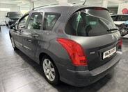 Peugeot 308 4