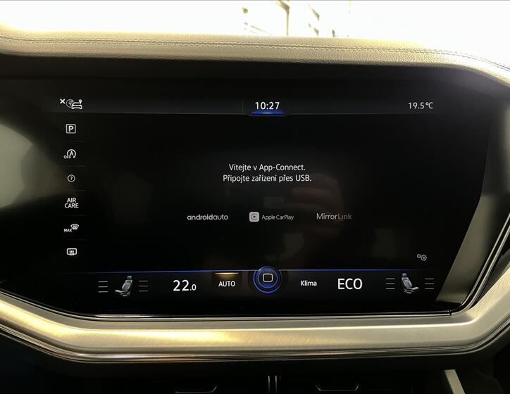 Volkswagen Touareg 11
