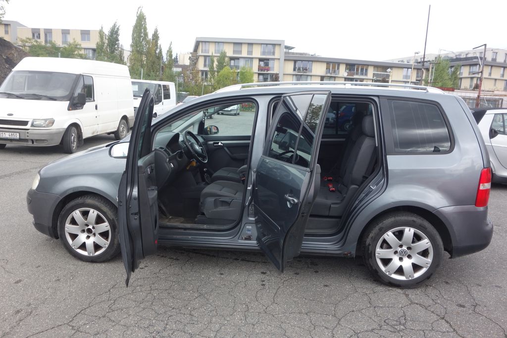 Volkswagen Touran