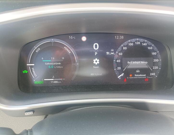 Toyota Corolla Cross 14
