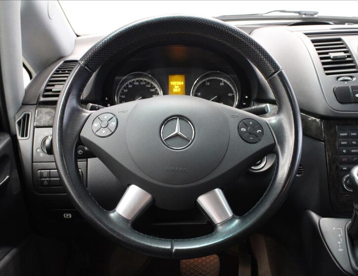 Mercedes-Benz Viano 19