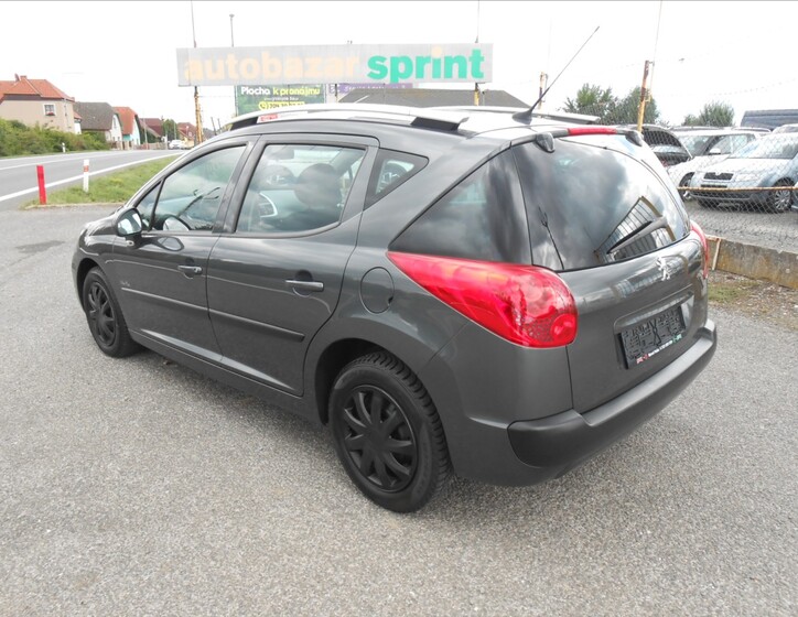 Peugeot 207 6