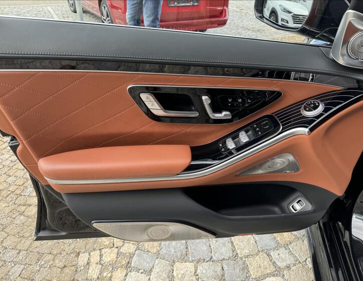 Mercedes-Benz Třídy S 4