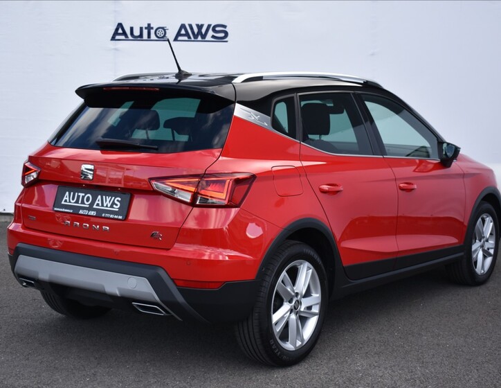 Seat Arona 8