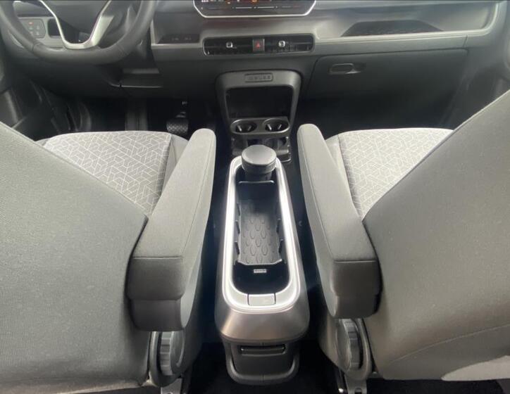 Volkswagen ID.Buzz 13