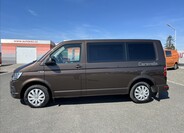 Volkswagen Caravelle 9