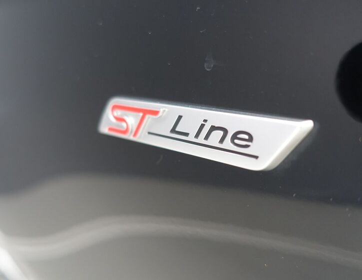 Ford Mondeo 44