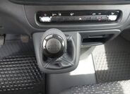 Mercedes-Benz Vito 19