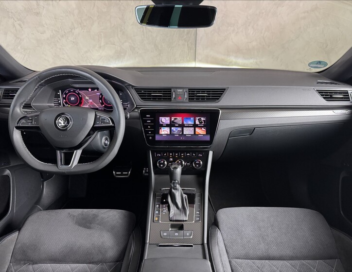 Škoda Superb 18