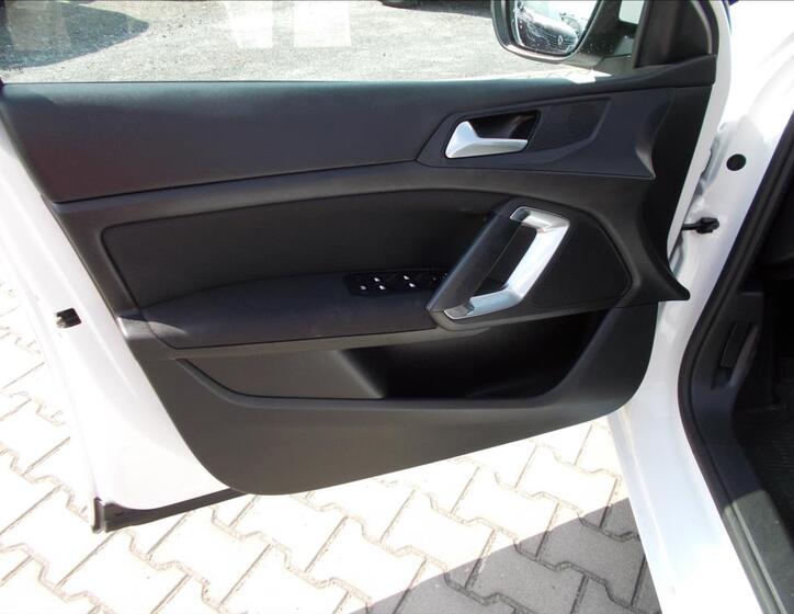 Peugeot 308 24