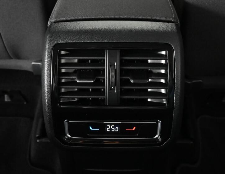 Volkswagen Passat 23