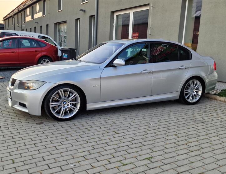 BMW Řada 3 6