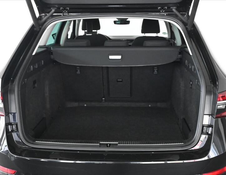 Škoda Superb 6