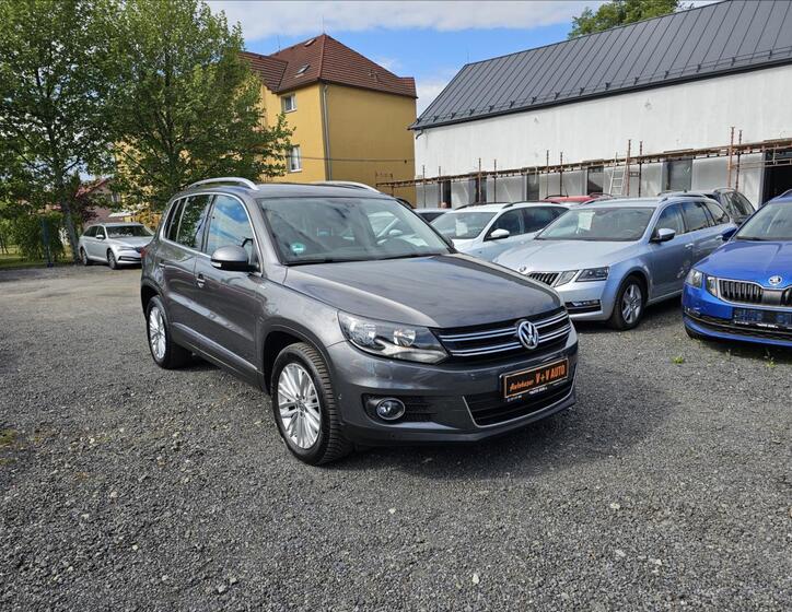 Volkswagen Tiguan 1