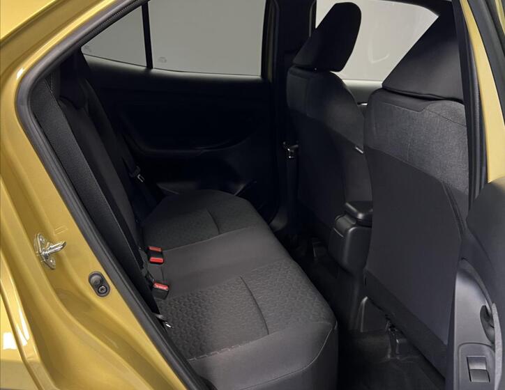 Toyota Yaris Cross 10