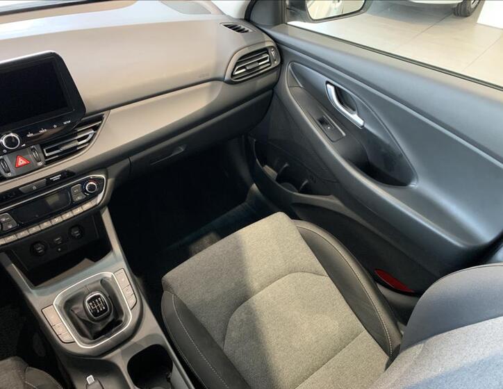 Hyundai i30 20