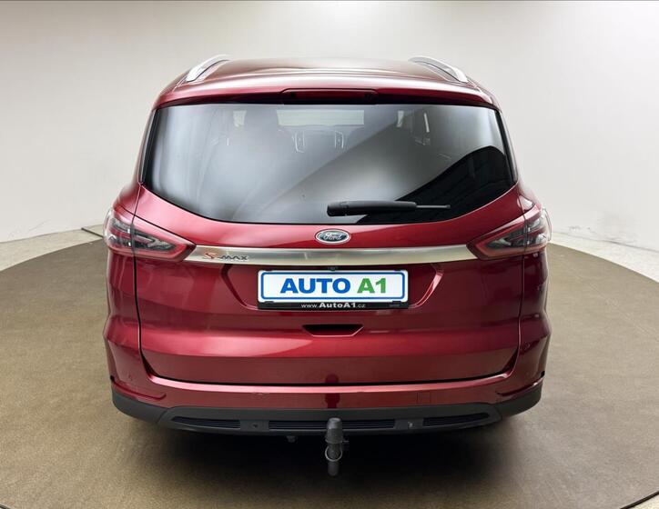 Ford S-MAX 5