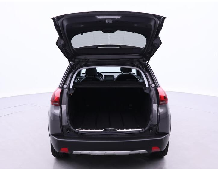 Peugeot 2008 9