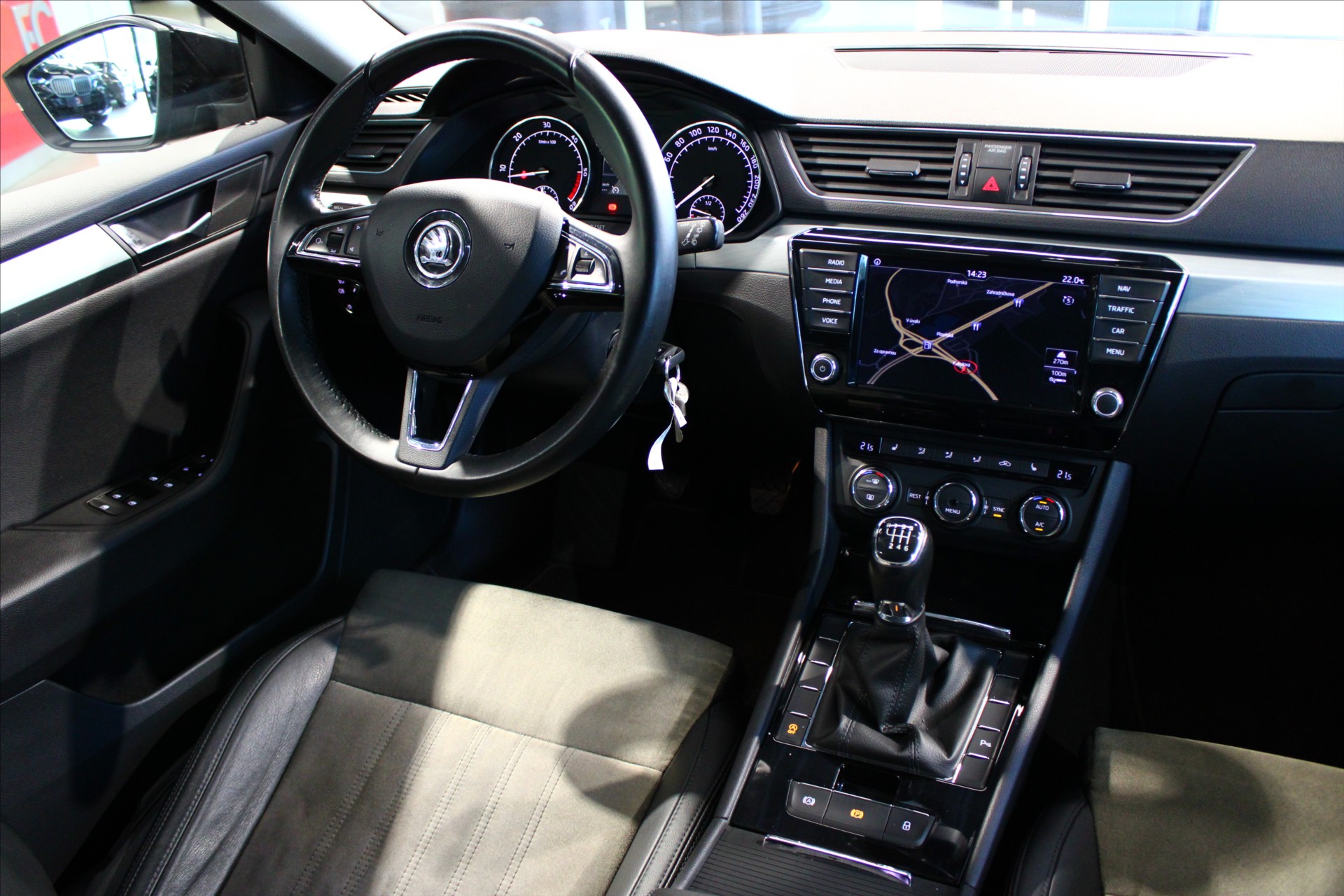 Škoda Superb