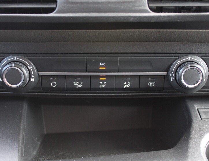 Peugeot Rifter 13