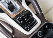 Porsche Cayenne 14