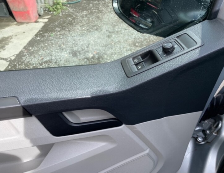 Volkswagen Transporter 11