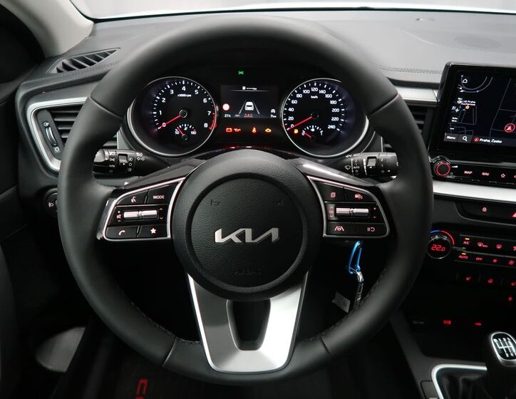 KIA Ceed 12