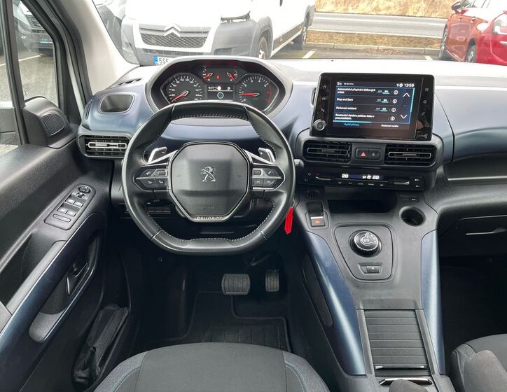 Peugeot Rifter 8