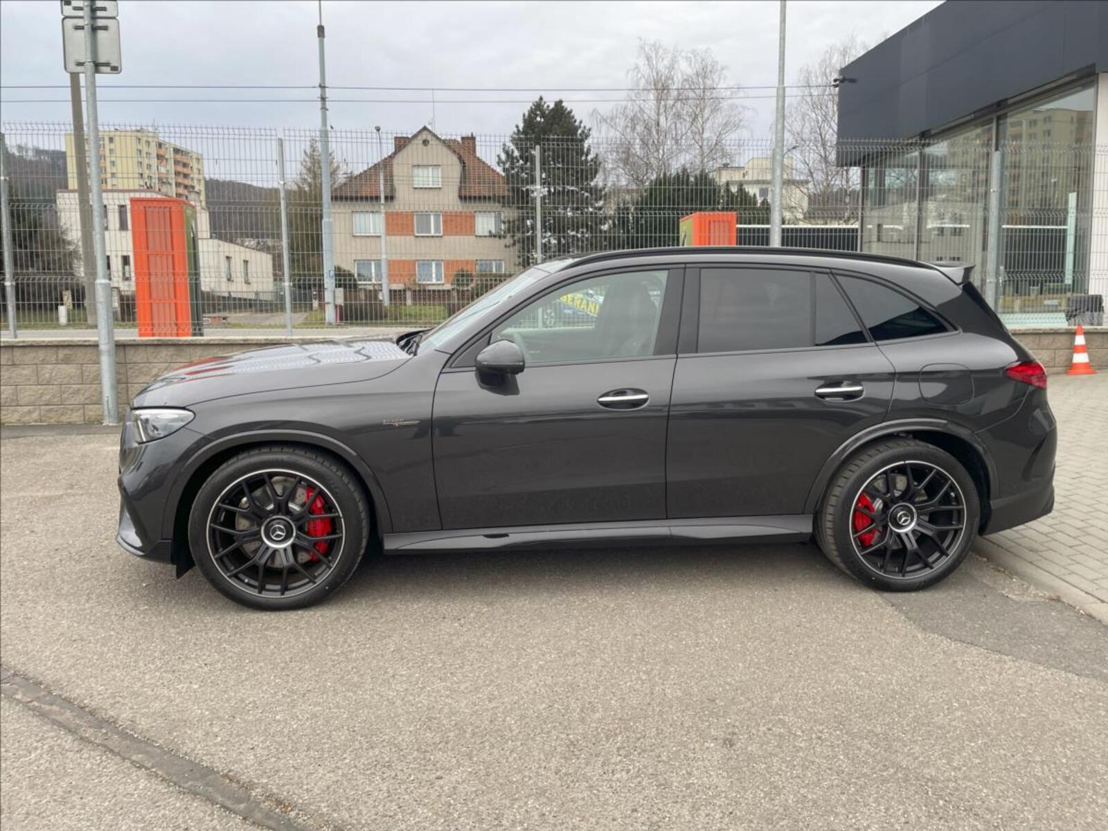 Mercedes-Benz GLC 2