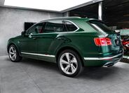Bentley Bentayga 7