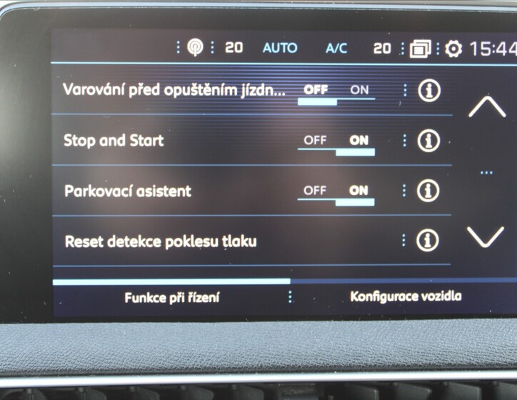 Peugeot 3008 16