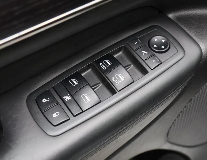 Jeep Grand Cherokee 18