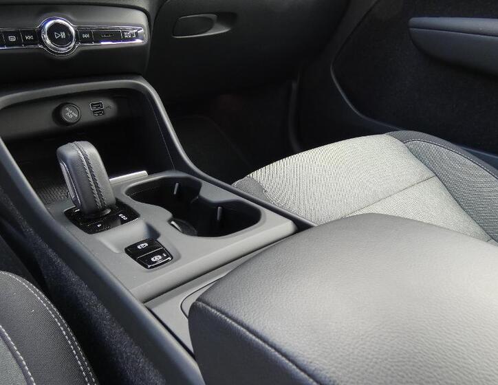 Volvo XC40 6