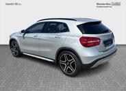 Mercedes-Benz GLA 3
